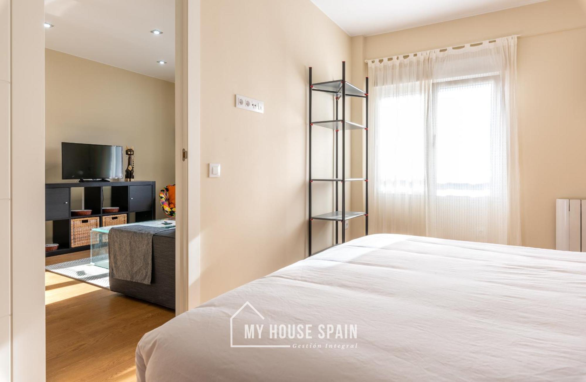 Myhousespain - Radiante Piso Junto A La Playa Gijón Eksteriør bilde