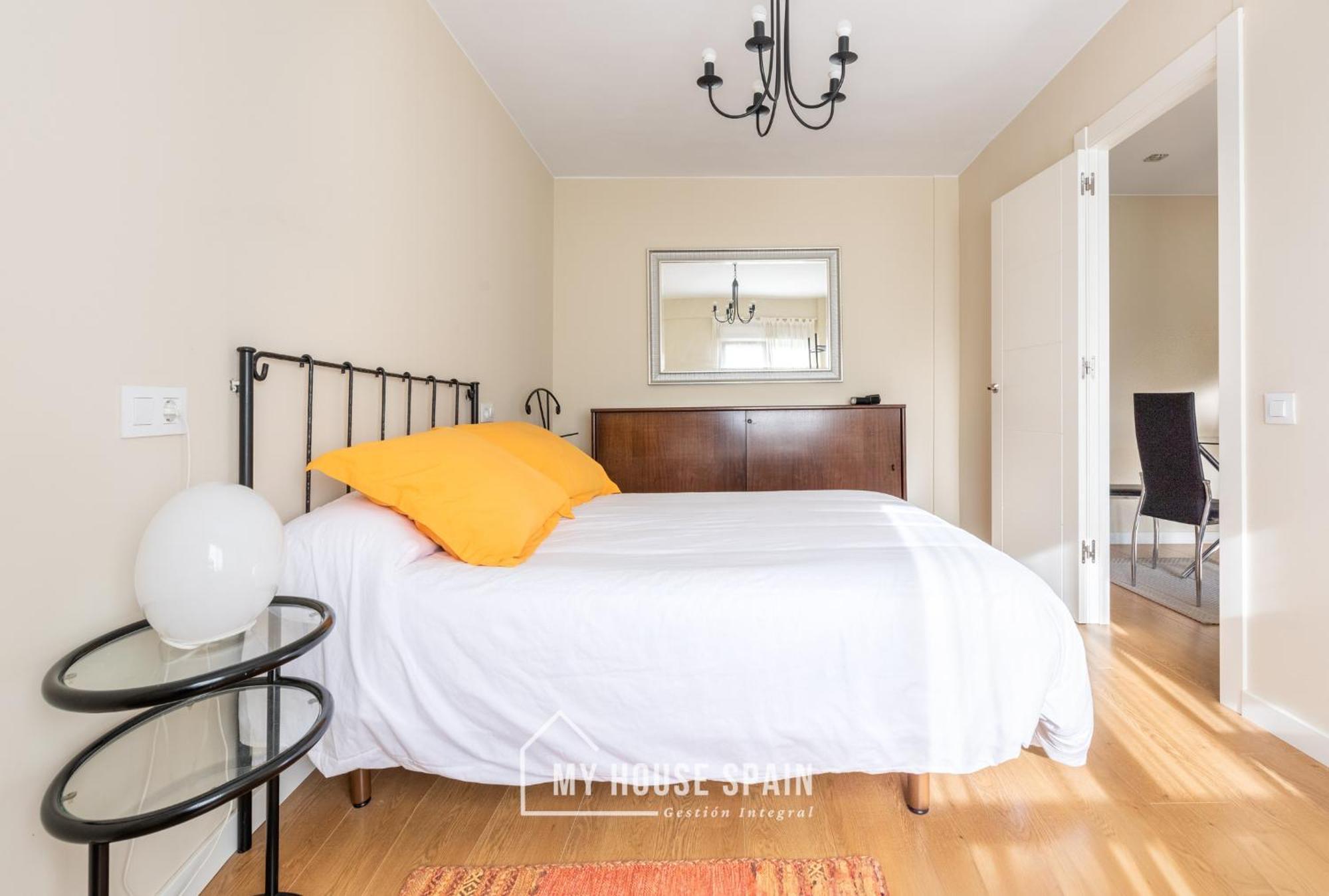 Myhousespain - Radiante Piso Junto A La Playa Gijón Eksteriør bilde