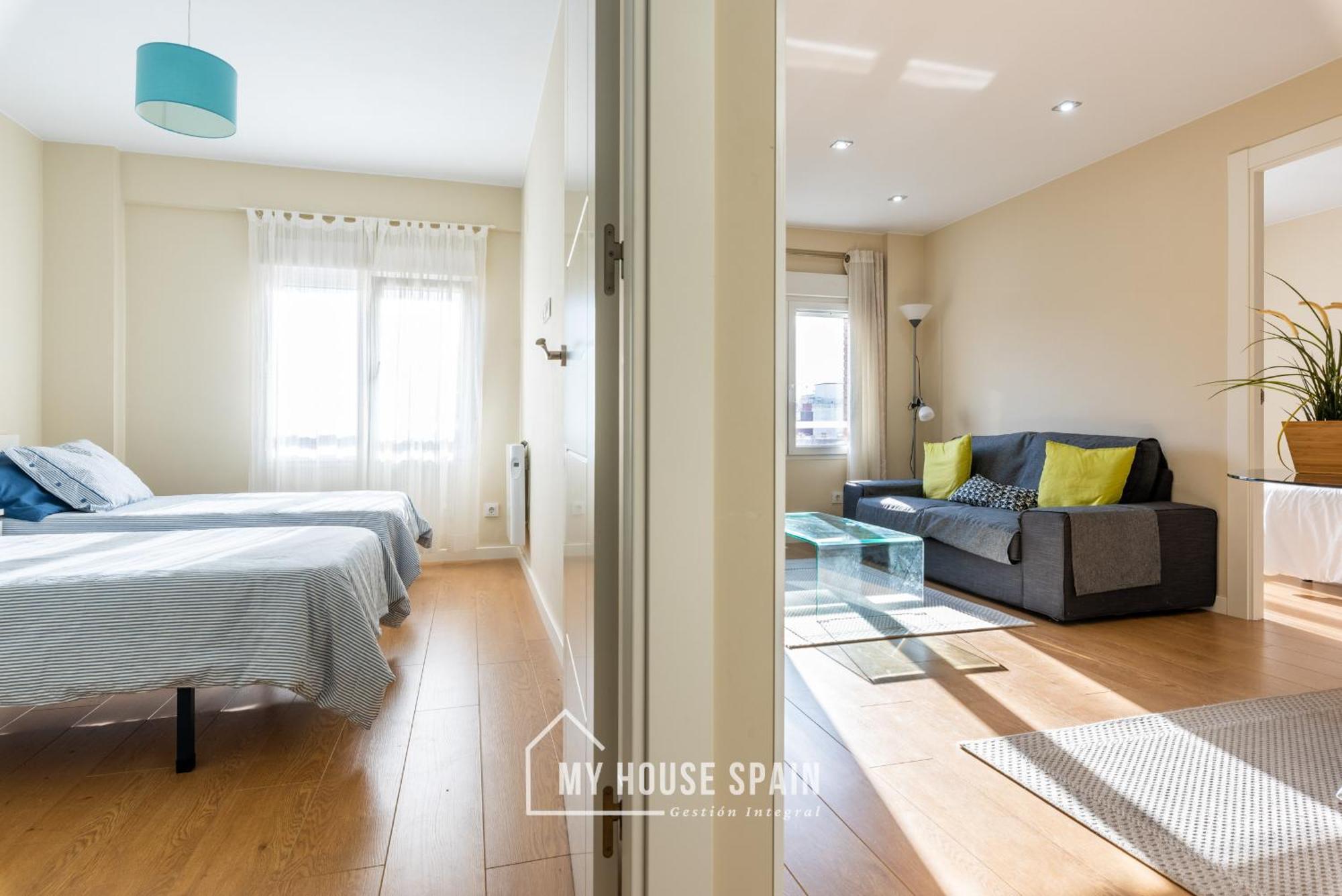 Myhousespain - Radiante Piso Junto A La Playa Gijón Eksteriør bilde