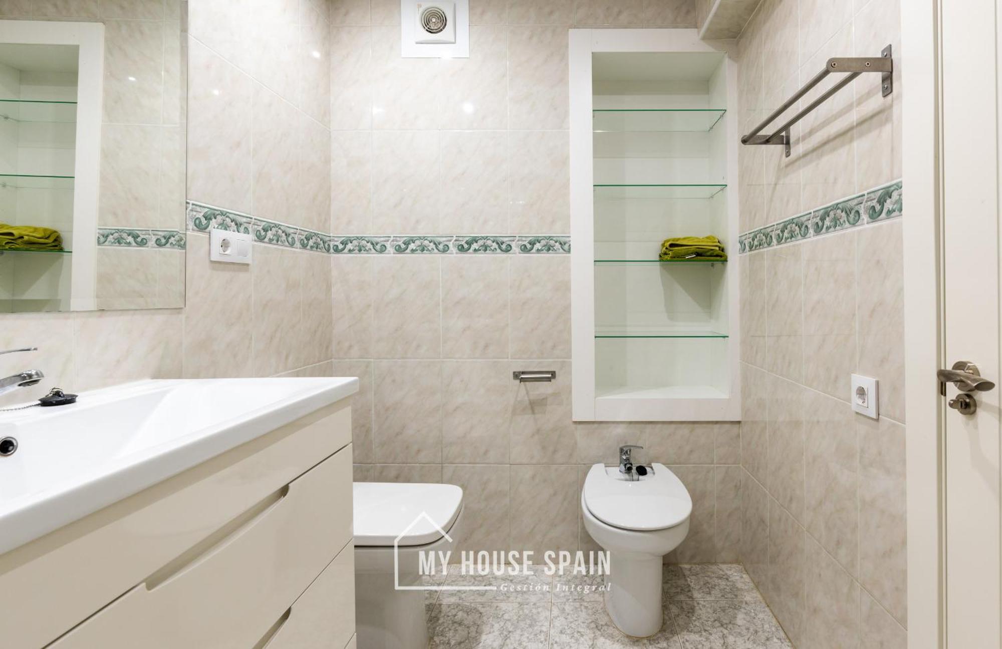 Myhousespain - Radiante Piso Junto A La Playa Gijón Eksteriør bilde