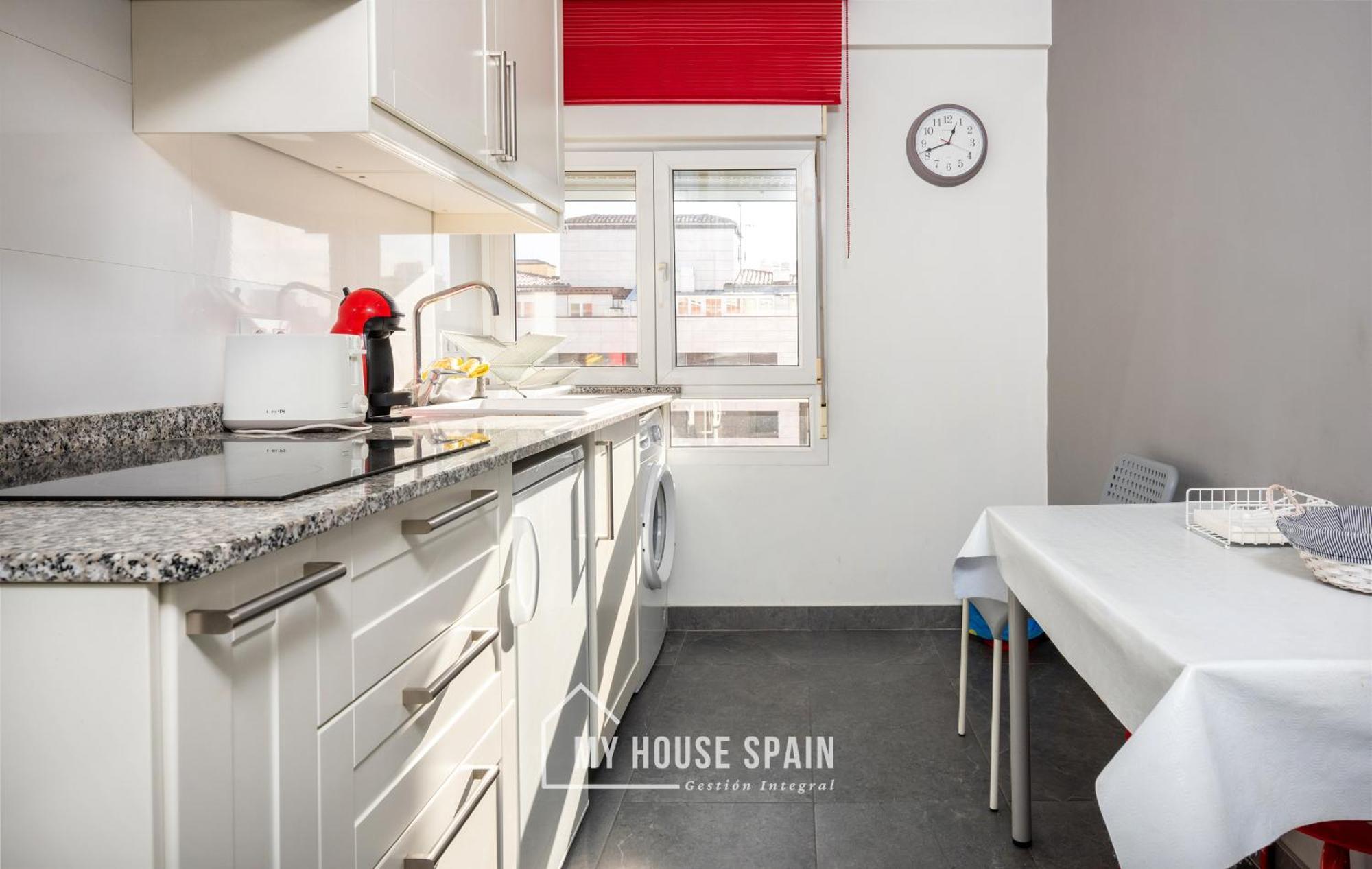 Myhousespain - Radiante Piso Junto A La Playa Gijón Eksteriør bilde